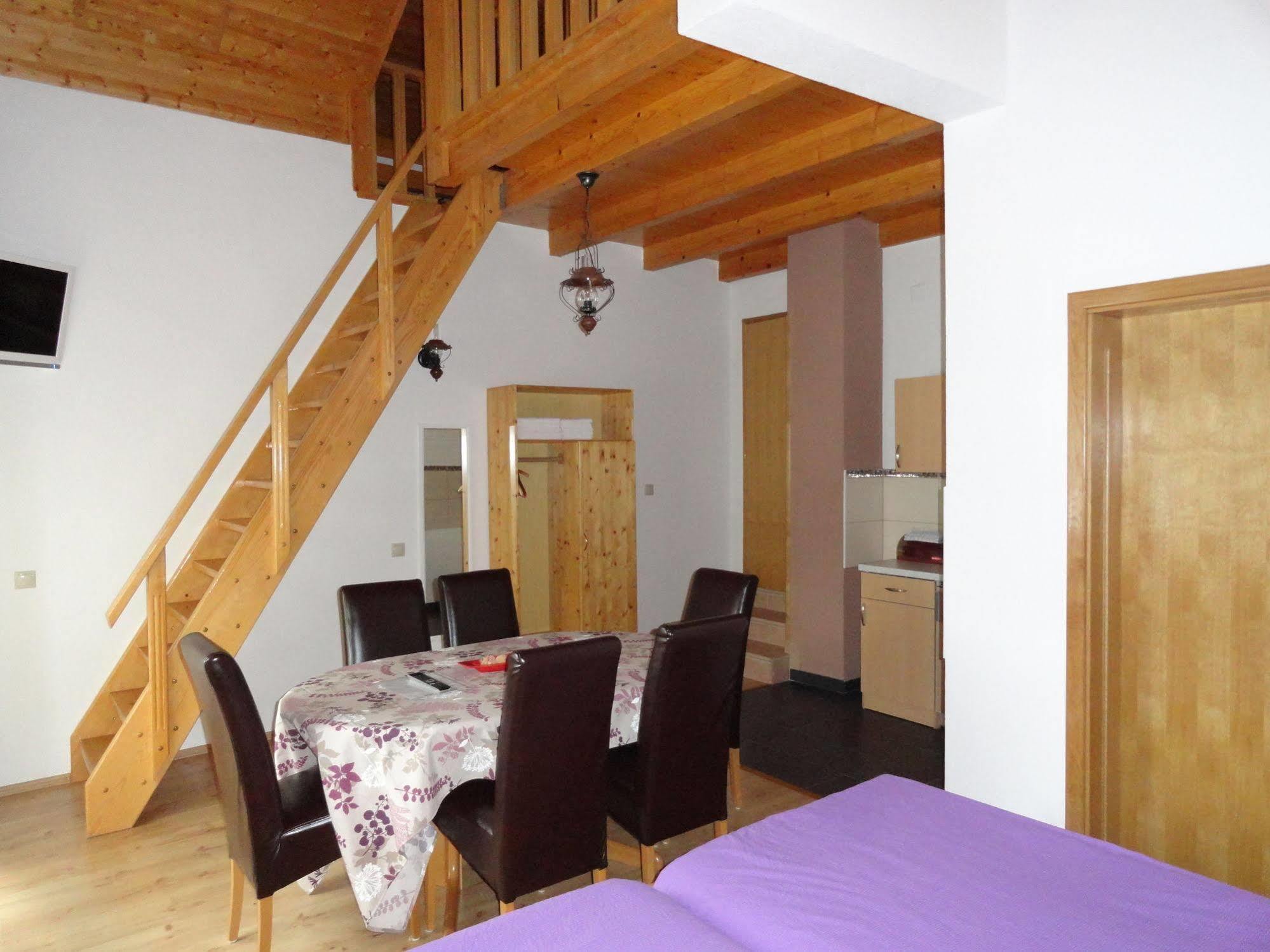 House Tina Hotel Grabovac  Luaran gambar