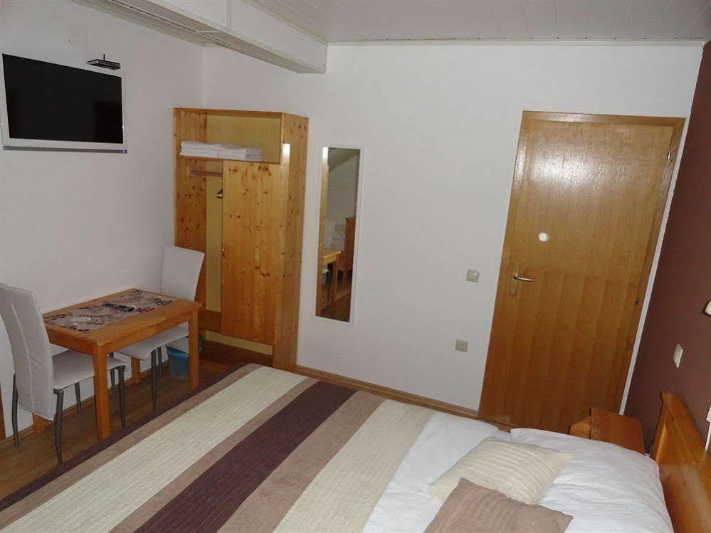 House Tina Hotel Grabovac  Luaran gambar